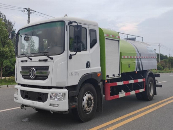 11立方純電動灑水車 11立方純電動灑水車
